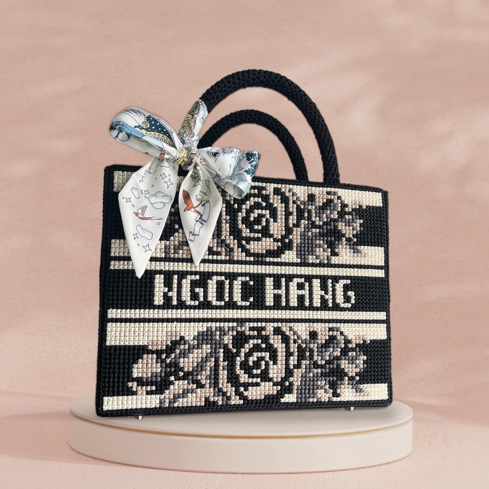 Túi Tope thêu tên hoạ tiết Hoa Hồng - anh 1