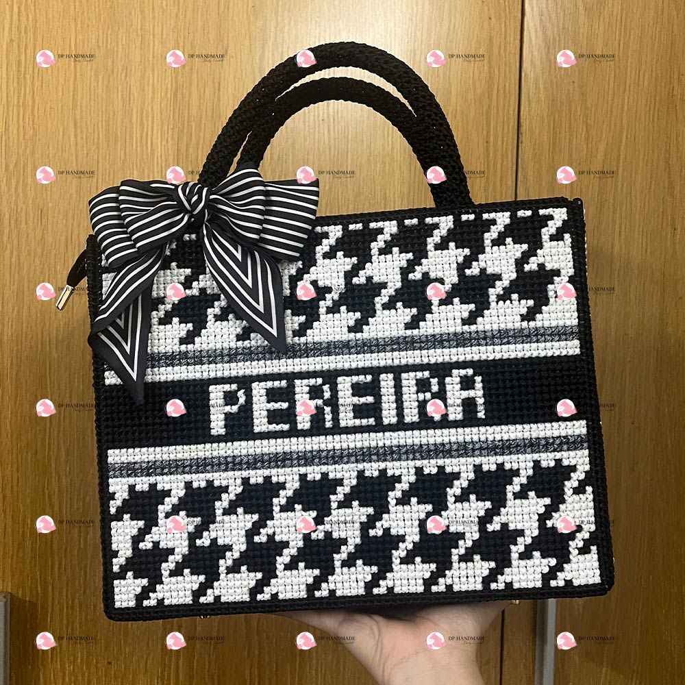 Túi Tope thêu tên hoạ tiết Houndstooth - anh 2